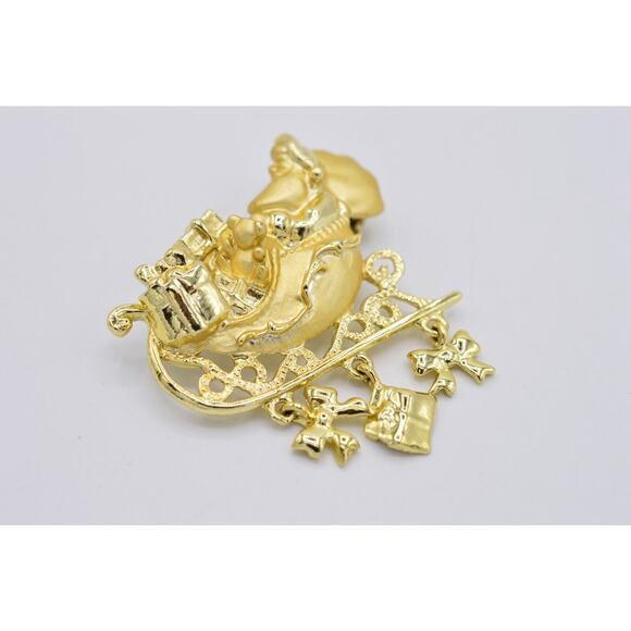 Danecraft Vintage Christmas Pin Brooch Brushed Gold Santa Sleigh Signed Bin1 - Picture 9 of 12